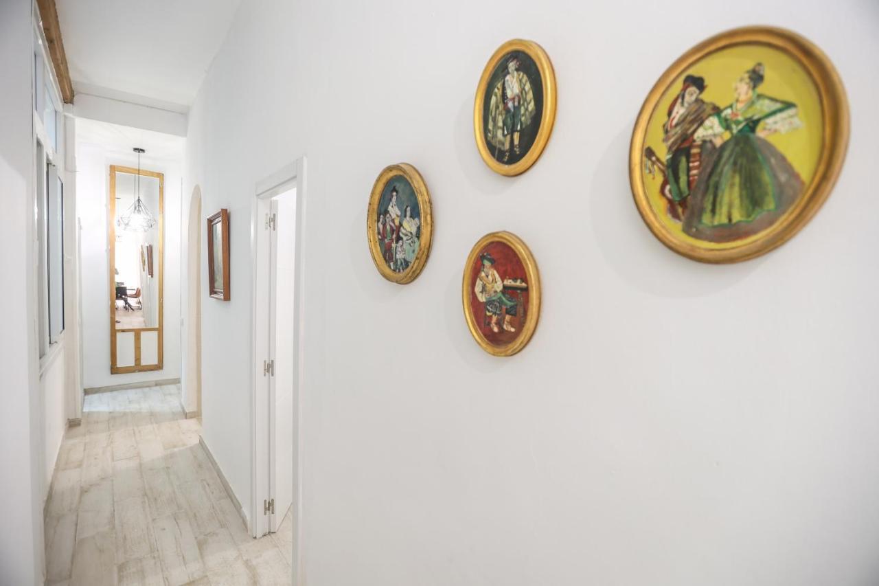 Apartamentos Catedral Málaga Eksteriør billede