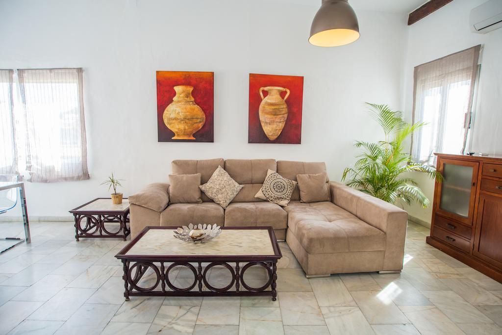 Apartamentos Catedral Málaga Eksteriør billede