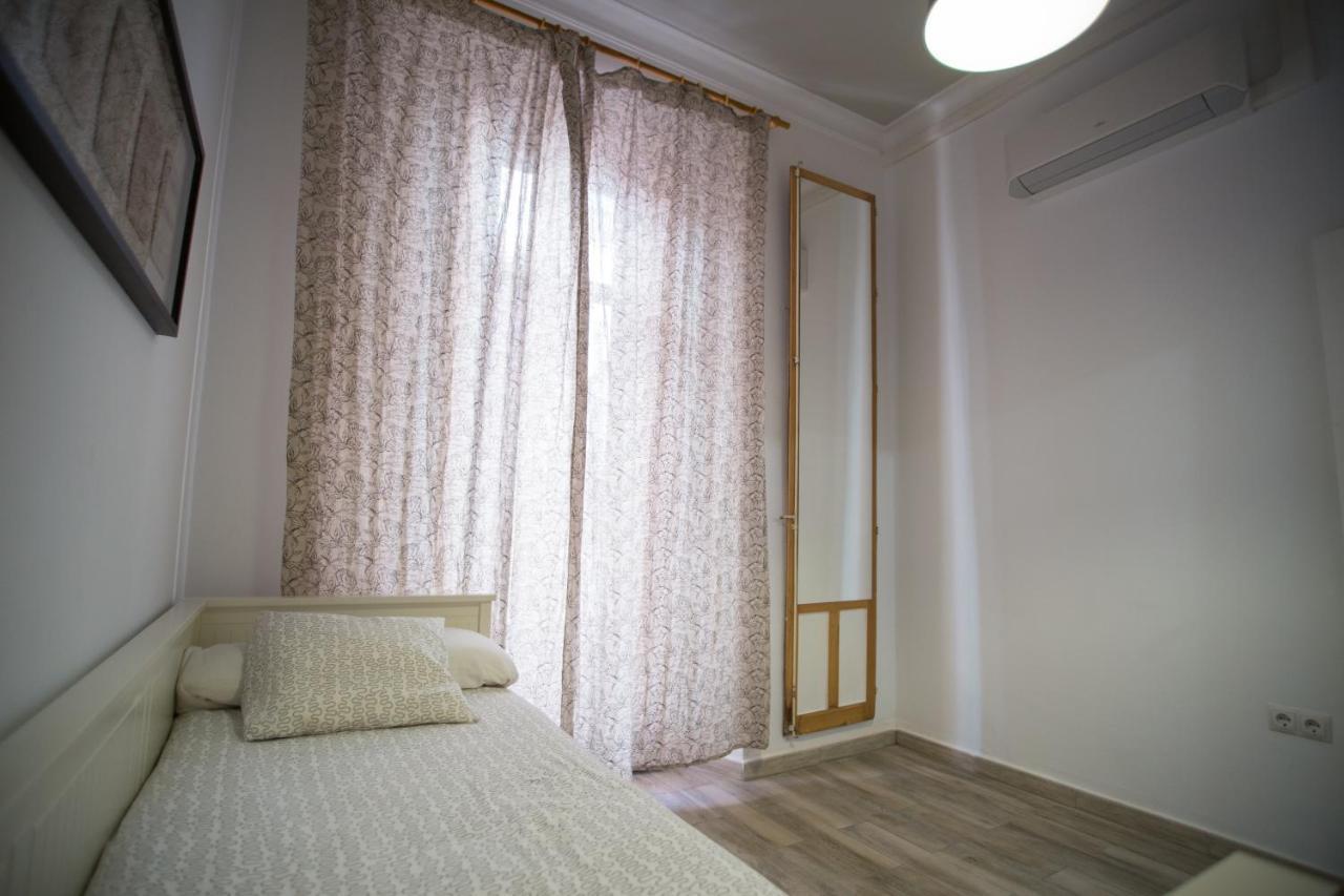 Apartamentos Catedral Málaga Eksteriør billede
