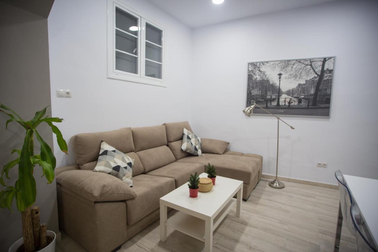 Apartamentos Catedral Málaga Eksteriør billede